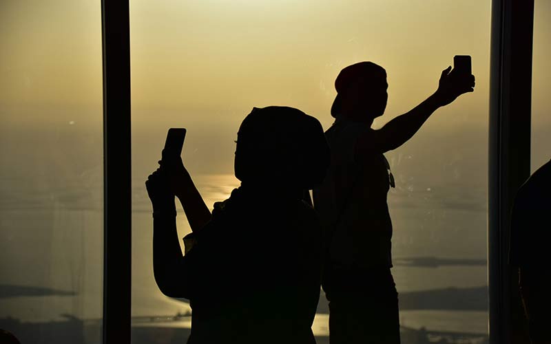 Selfie Dubai Image