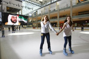 ice skating rink in dubai mall