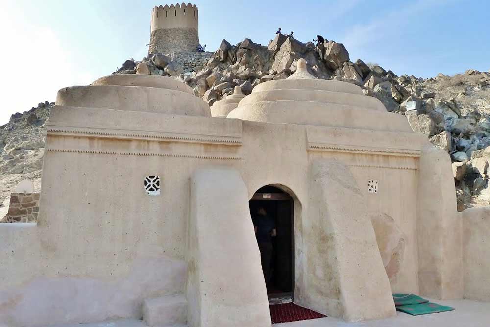 Al Badiyah Mosque