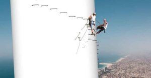 Rope climbing platform on Ain Dubai ferris Wheel